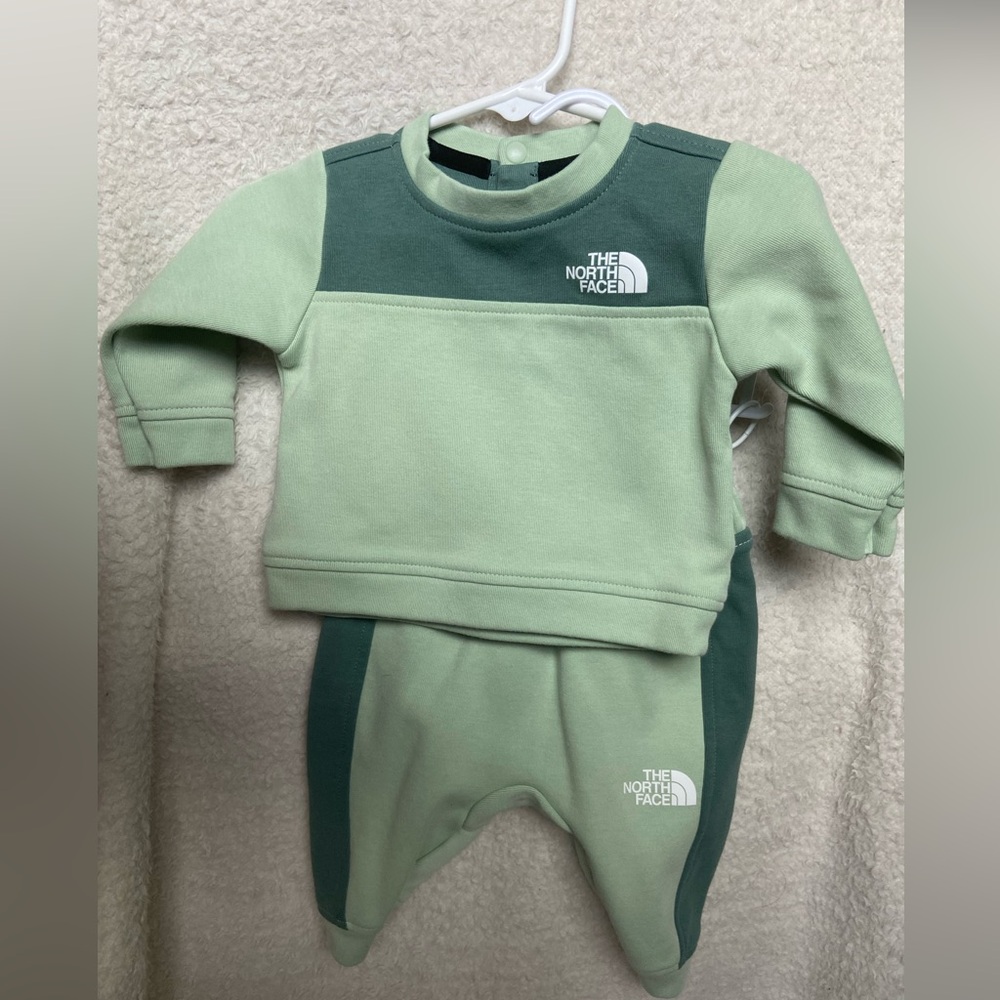 Infant The North Face Sweatsuit Set